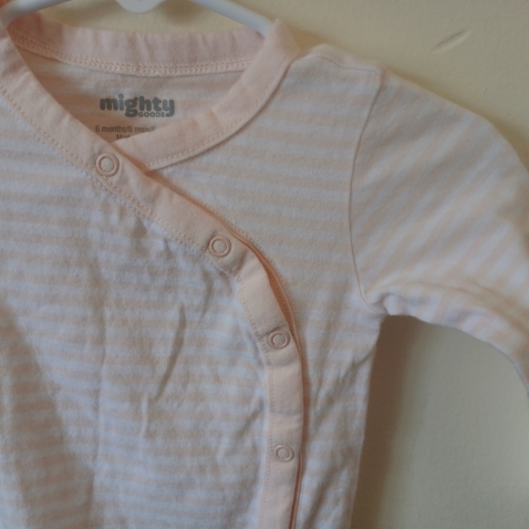 6 Month Girl Long Sleeve Bodysuit - Picture 4 of 10